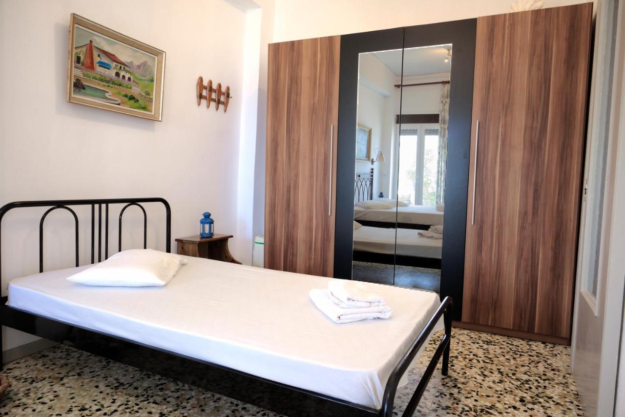 Ritsa House Villa Agia Efimia Exterior photo
